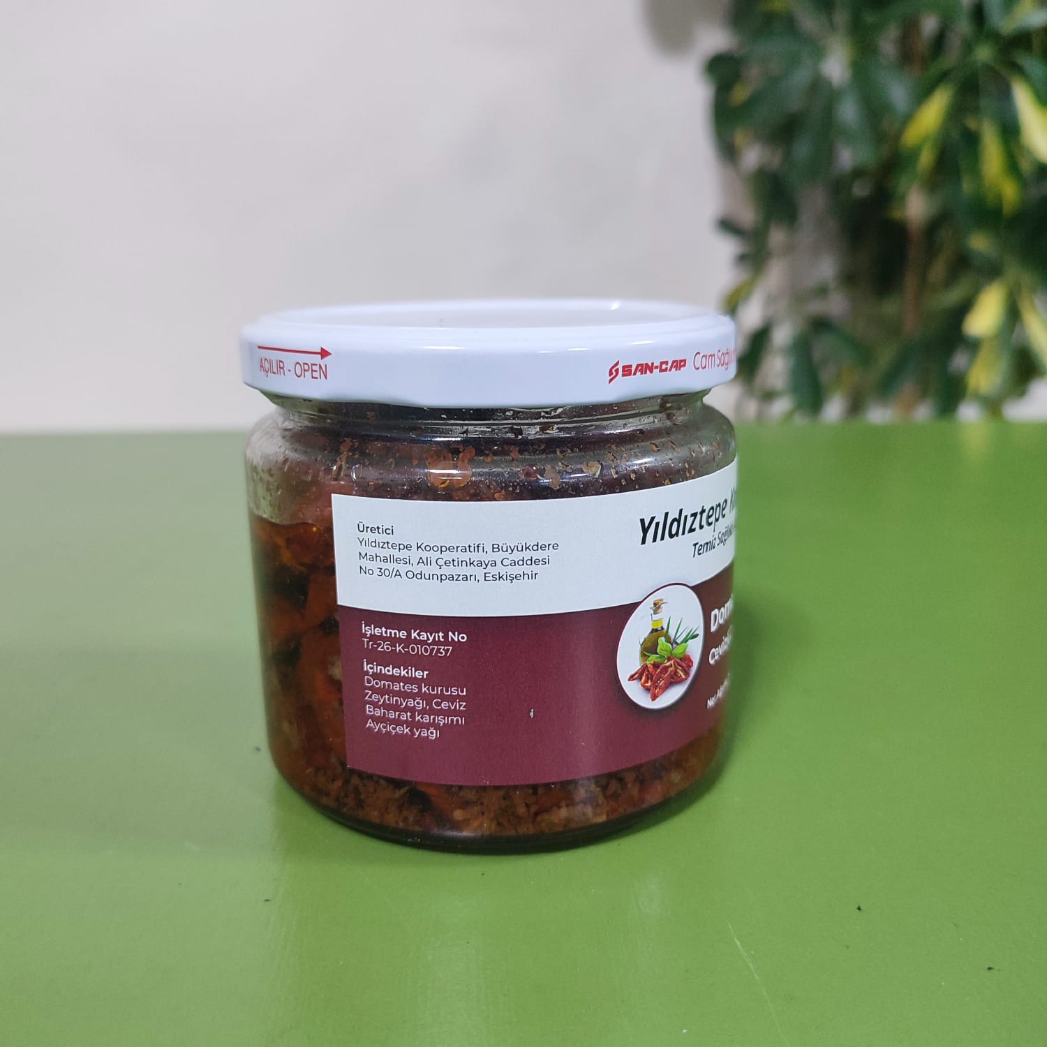 Yıldıztepe Kooperatifi - Domates kurusu - cevizli zeytinyağlı - Net: 350 g